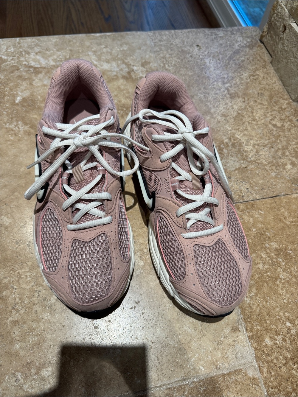 NIKE V5 RNR - Picture 4 of 9